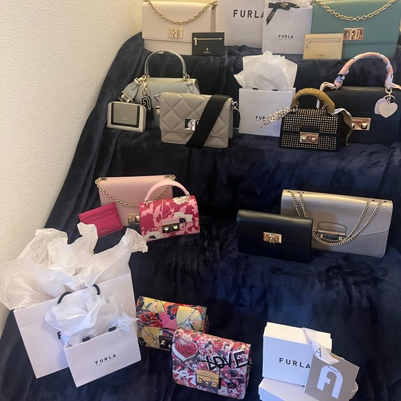 Furla big bundle - Picture 2 of 3